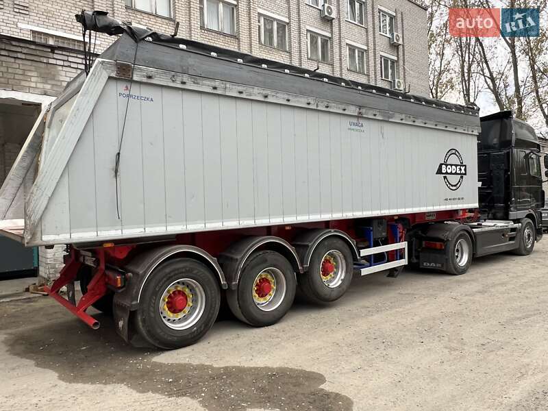 Самосвал полуприцеп Bodex KIS 2004 в Днепре