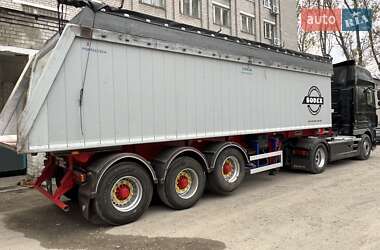 Самосвал полуприцеп Bodex KIS 2004 в 