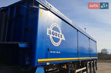 Самосвал полуприцеп Bodex KIS 2012 в Тячеве