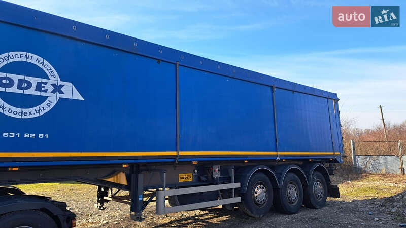 Самосвал полуприцеп Bodex KIS 2012 в Тячеве
