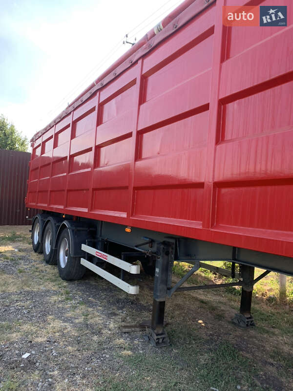 Самоскид напівпричіп Bodex Kiss 33 2003 в Нововоронцовці