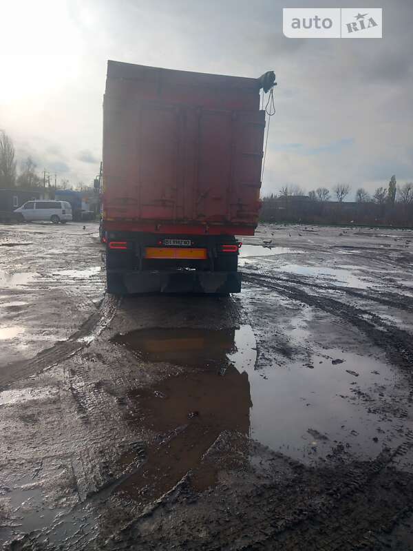 Самосвал полуприцеп Bodex Kiss 33 2004 в Гадяче