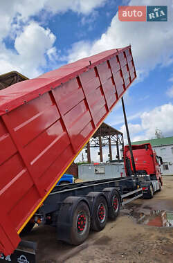 Самосвал полуприцеп Bodex Kiss 33 2004 в Николаеве