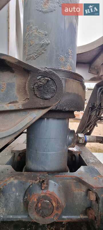 Зерновоз - полуприцеп Bodex Kiss 33 2004 в Иваничах фото 2 Зерновоз - полуприцеп Bodex Kiss 33 2004 в Иваничах