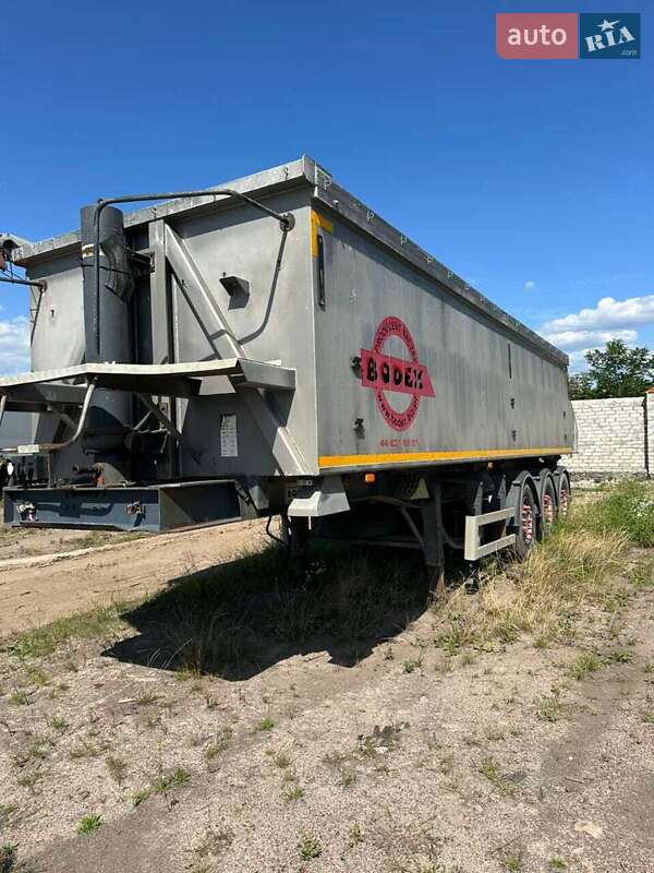 Самоскид напівпричіп Bodex Kiss 33 2003 в Рокитному фото 4 Самоскид напівпричіп Bodex Kiss 33 2003 в Рокитному