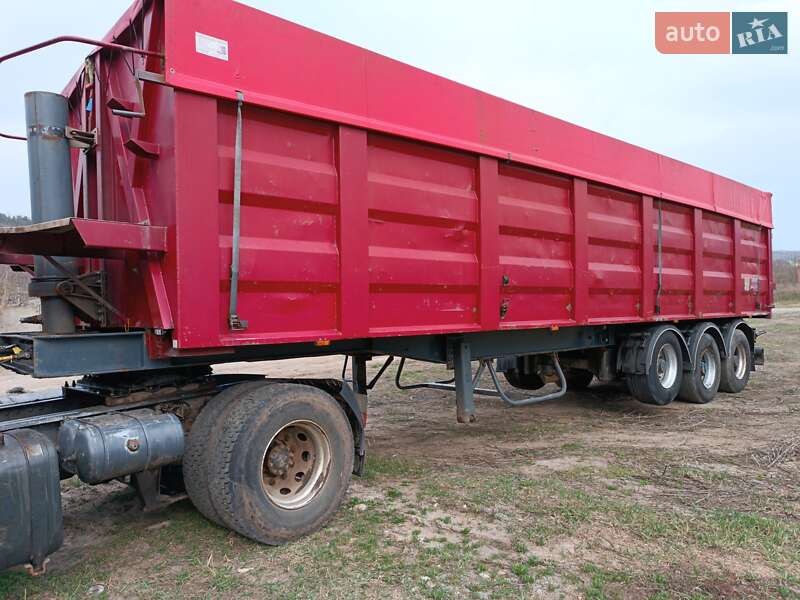 Самосвал полуприцеп Bodex Kiss 34 2000 в Могилев-Подольске