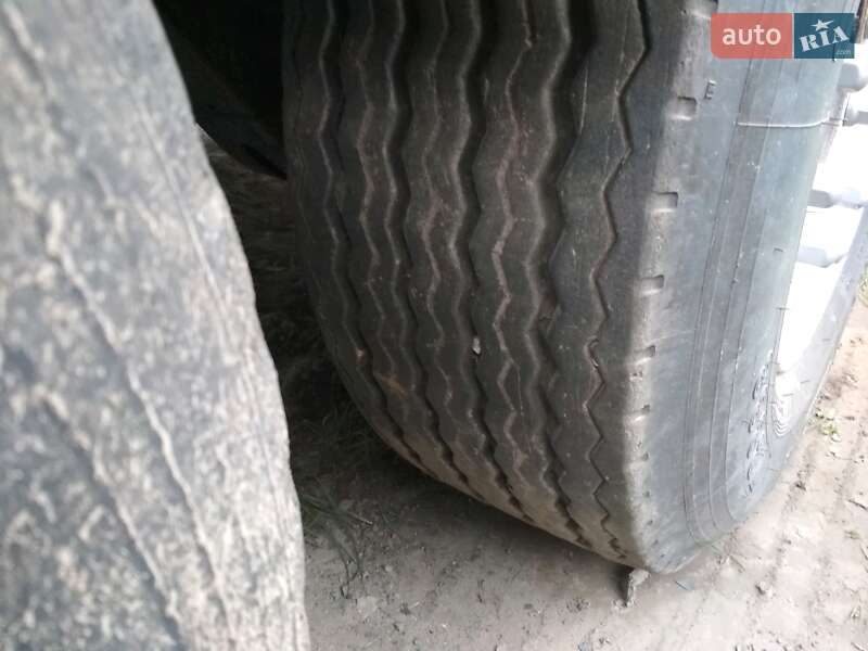 Самоскид напівпричіп Bodex Kiss 2006 в Полтаві