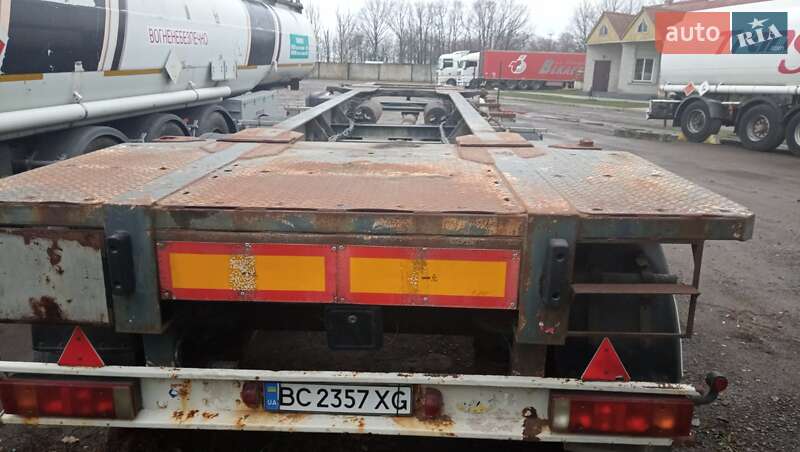 Контейнеровоз полуприцеп Bodex Kiss 2011 в Умани