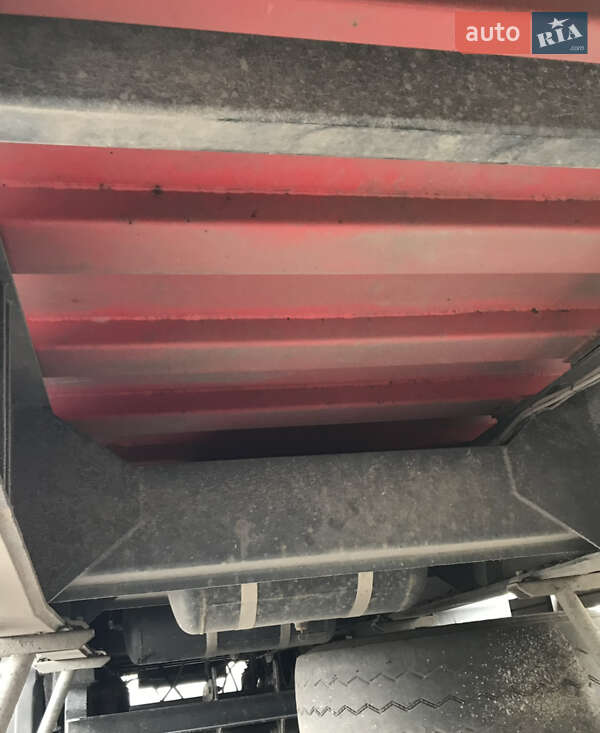 Зерновоз - напівпричіп Bodex Напівпричіп 2008 в Кременчуці