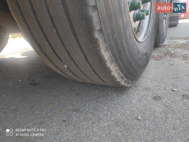 Зерновоз - напівпричіп Bodex SAF 2012 в Києві