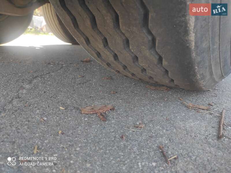 Зерновоз - напівпричіп Bodex SAF 2012 в Києві