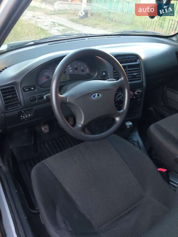 Седан Богдан 2110 2013 в Ромнах