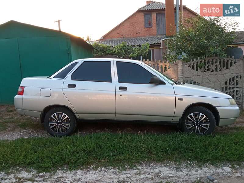 Седан Богдан 2110 2013 в Ромнах