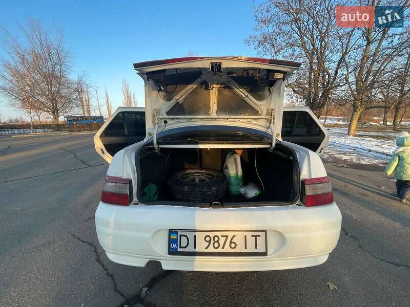 Седан Богдан 2110 2013 в Южноукраинске