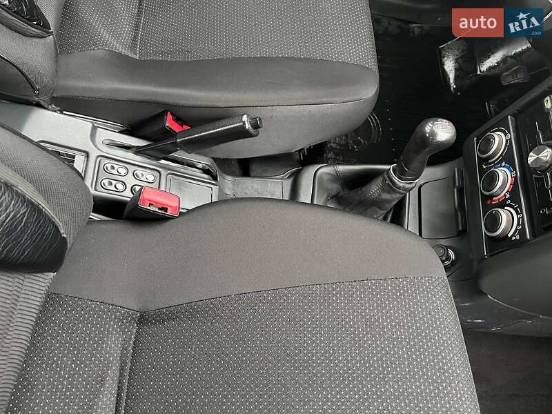 Седан Богдан 2110 2014 в Чернівцях