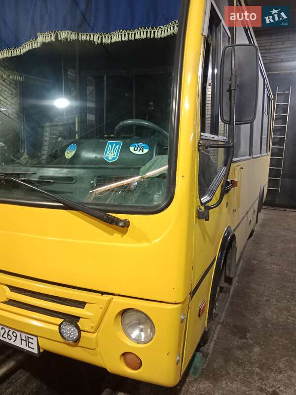 Приміський автобус Богдан А-069 2006 в Києві