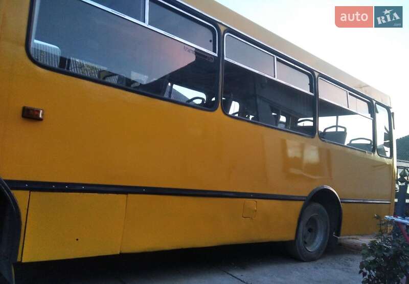 Міський автобус Богдан А-091 2003 в Береговому фото 3 Міський автобус Богдан А-091 2003 в Береговому