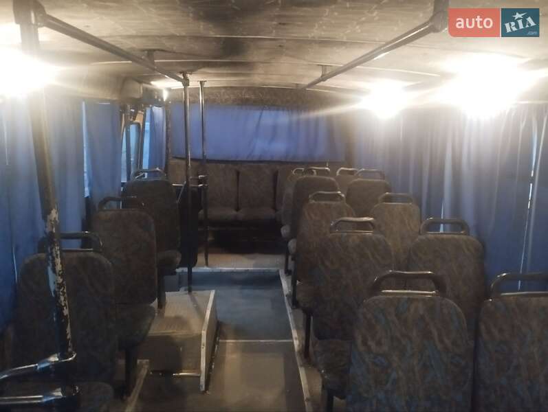 Міський автобус Богдан А-092 2004 в Чернівцях