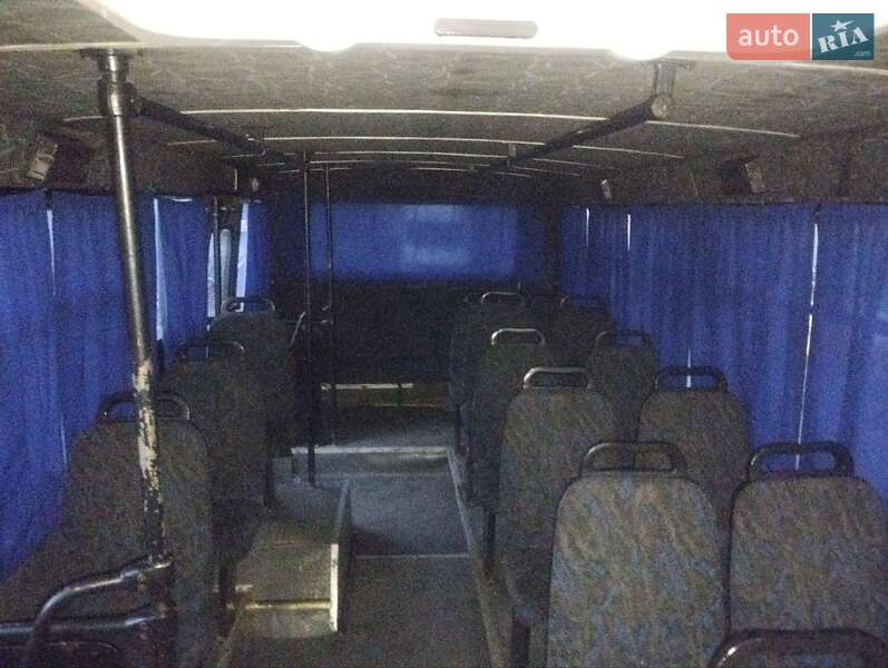Міський автобус Богдан А-092 2004 в Чернівцях