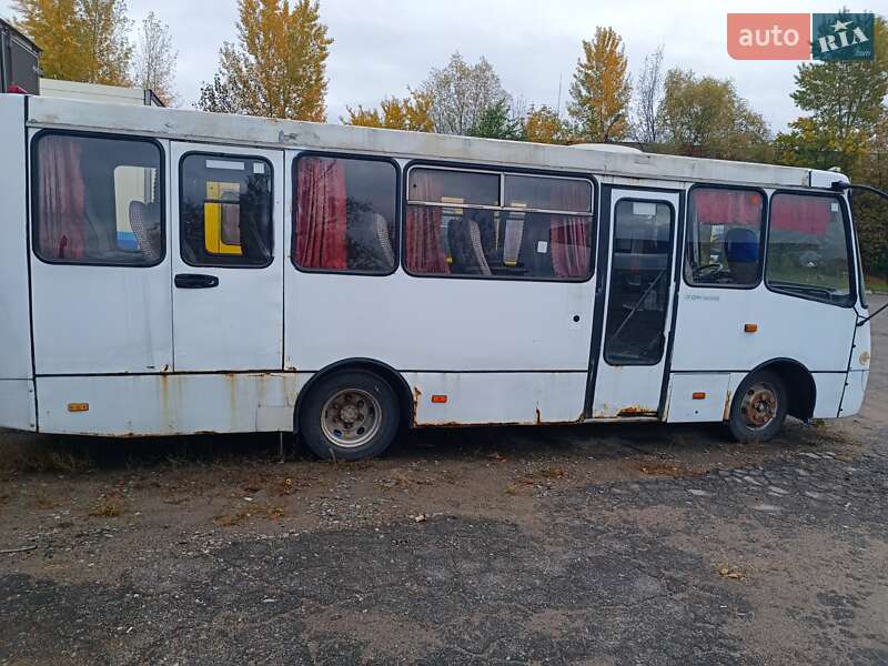 Приміський автобус Богдан А-092 2004 в Києві