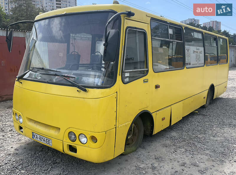 Городской автобус Богдан А-093 2012 в Киеве