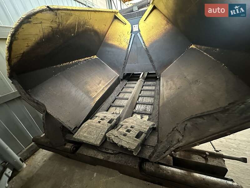 Асфальтоукладчик Bomag BF 2007 в Броварах