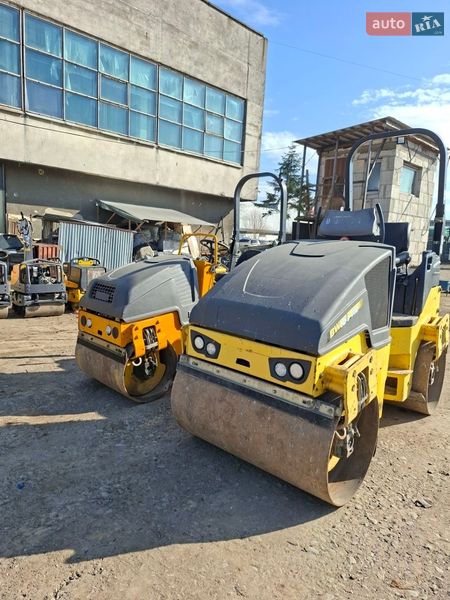 Дорожній каток Bomag BW-120AD 2015 в Львові