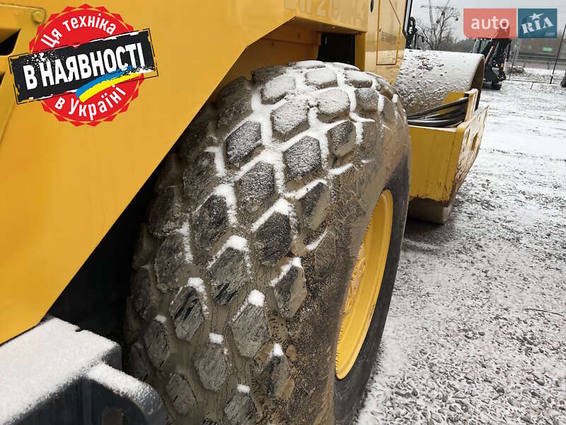 Каток ґрунтовий Bomag BW 216 D-4 1998 в Києві