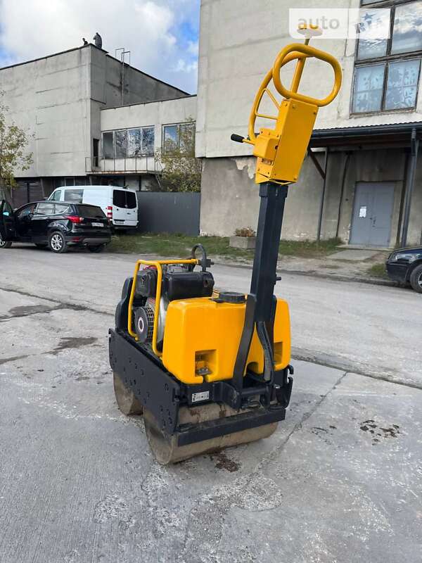 Дорожный каток Bomag BW 2012 в Львове фото 10 Дорожный каток Bomag BW 2012 в Львове