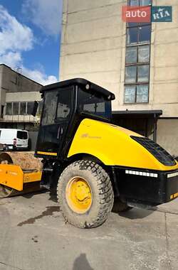 Каток грунтовый Bomag BW 2003 в 