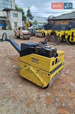 Дорожный каток Bomag BW 2008 в Львове