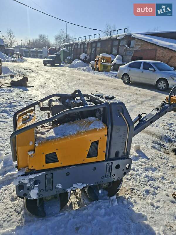 Дорожный каток Bomag BW 2018 в Львове