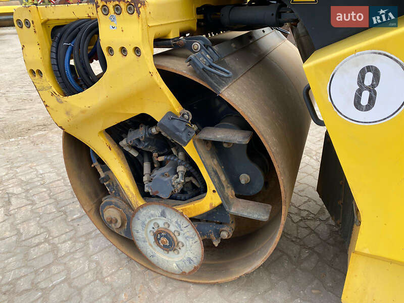Дорожный каток Bomag BW 2010 в Львове