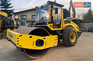 Каток ґрунтовий Bomag BW 2022 в Львові