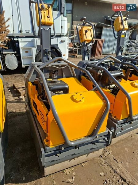 Дорожный каток Bomag BW 2019 в Львове