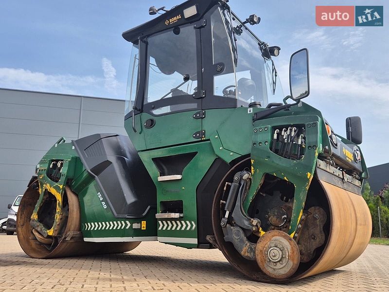 Дорожный каток Bomag BW 2016 в Львове
