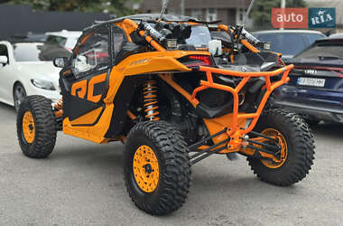 Мотовездеход BRP Can Am 2018 в 