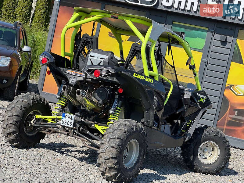 Мотовездеход BRP Can Am 2016 в Стрые