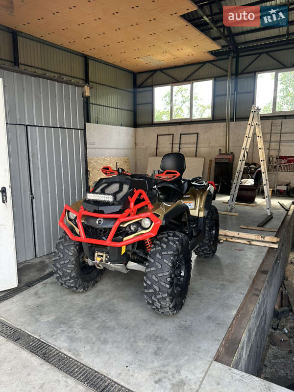 Квадроцикл утилітарний BRP Can Am 2019 в 