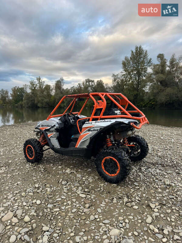 Квадроцикл  утилитарный BRP Can Am 2016 в Хусте