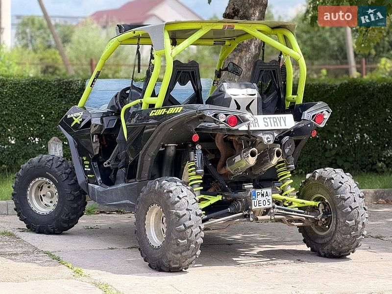 Мотовсюдиход BRP Can Am 2016 в Стрию