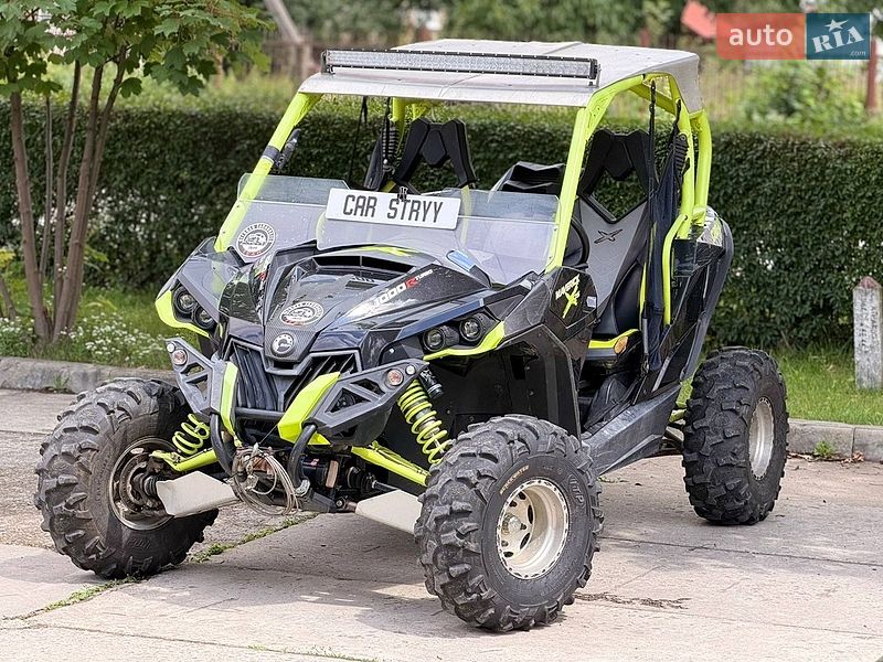 Мотовсюдиход BRP Can Am 2016 в Стрию