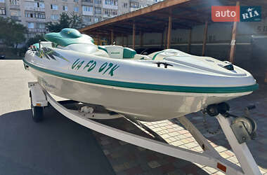 Катер BRP Challenger 2001 в Белой Церкви