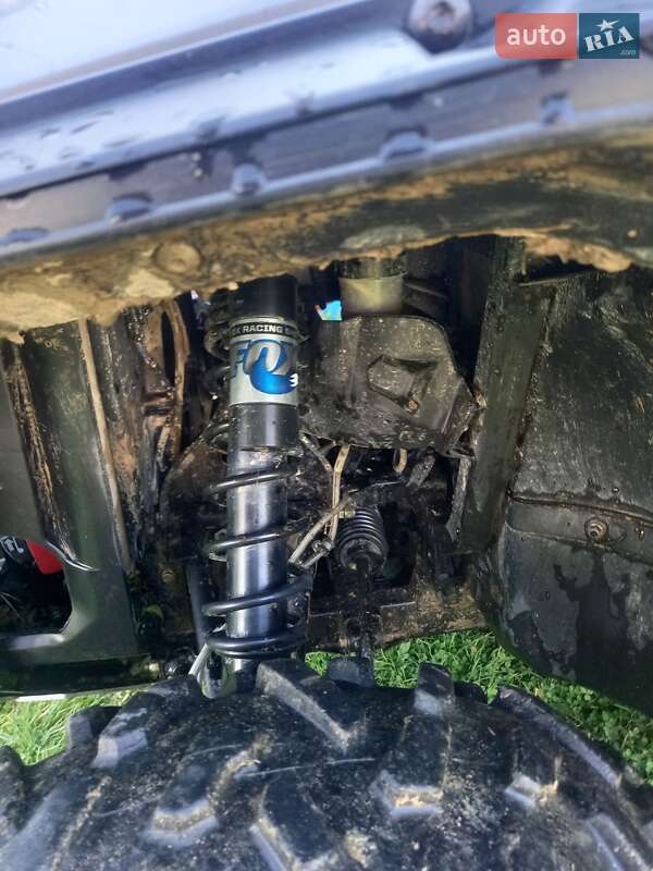 Мотовездеход BRP Commander 2011 в Ивано-Франковске