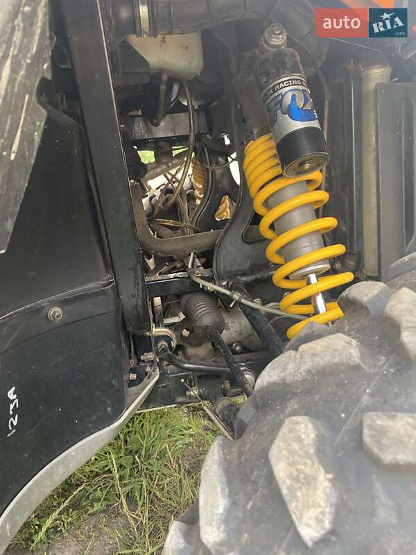 Квадроцикл утилітарний BRP Commander 2012 в Тернополі