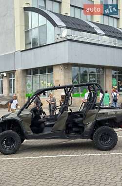 Мотовездеход BRP Commander 2018 в 