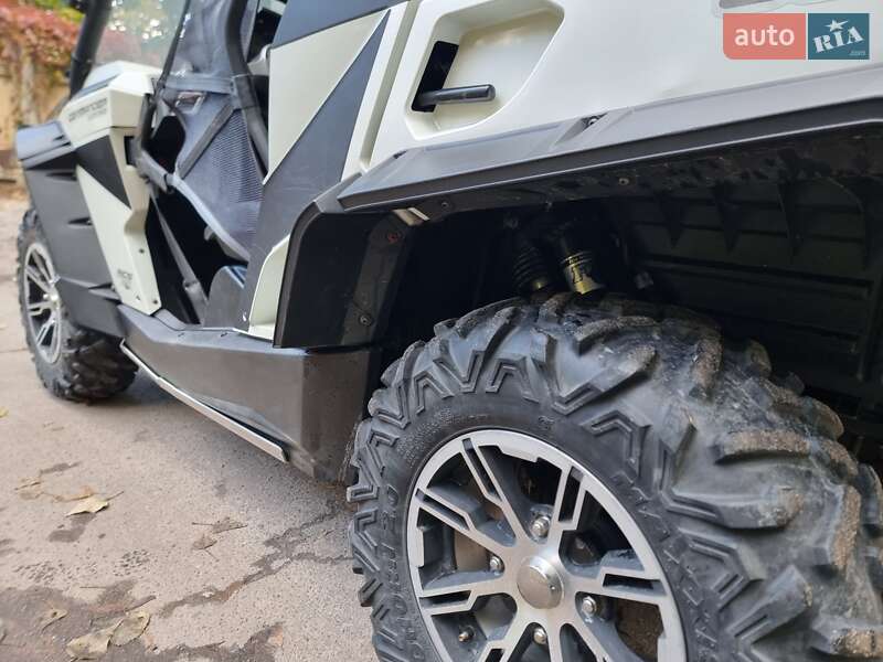 Квадроцикл утилітарний BRP Commander 2013 в Києві