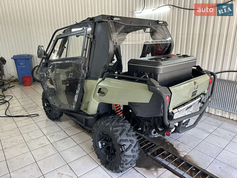 Квадроцикл спортивный BRP Commander 2017 в Ужгороде