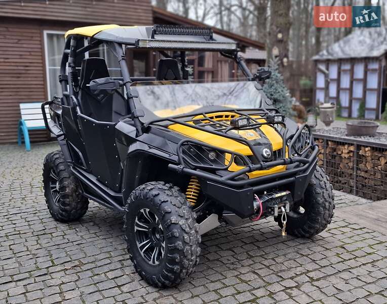 BRP Commander 2011 BRP Commander 2011