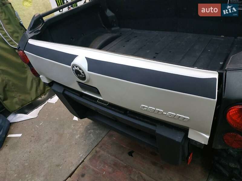 Квадроцикл утилітарний BRP Commander 2013 в Києві